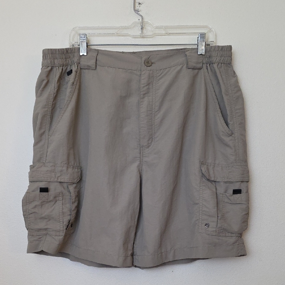 World Wide Sportsman Tan Cargo Shorts Mens 40